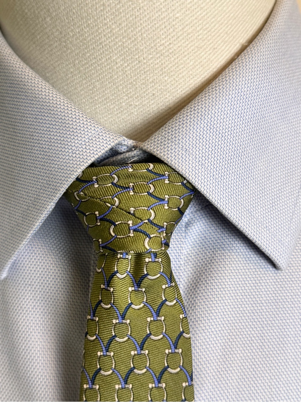 Brooks Brothers Men Necktie Olive Green Silk Tie with Blue Ribbon & Tan Fillis